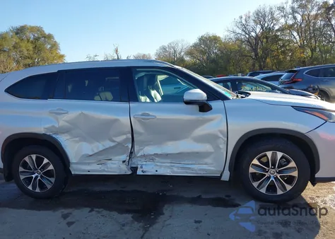 2022 Toyota Highlander Xle from USA, damaged, VIN 5TDHZRBH2NS192171